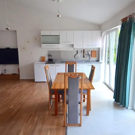 Apartment With Wifi Rozac, - 27273 *
